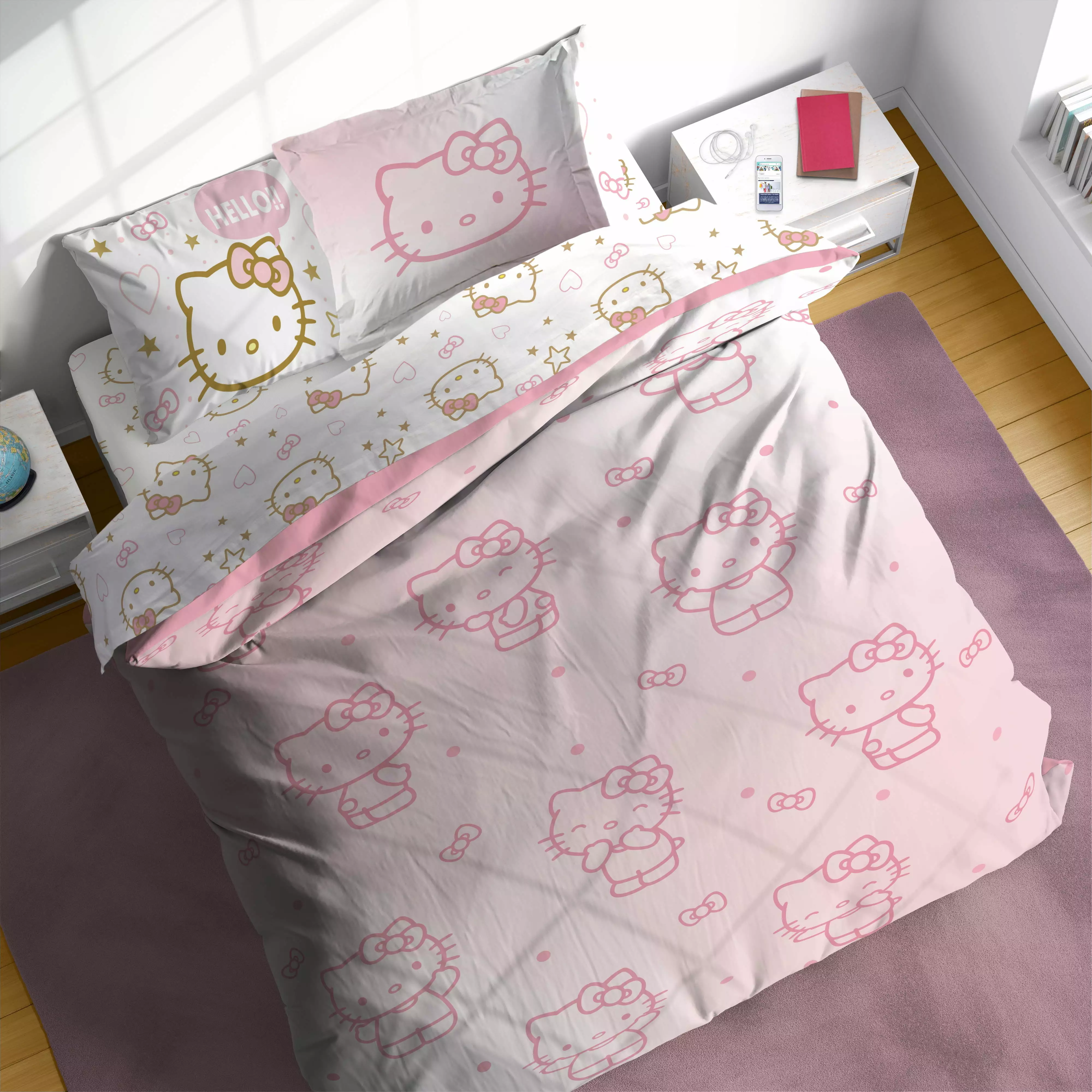 Sanrio Hello Kitty Stars 7-Piece Full Size Bed Set Shams