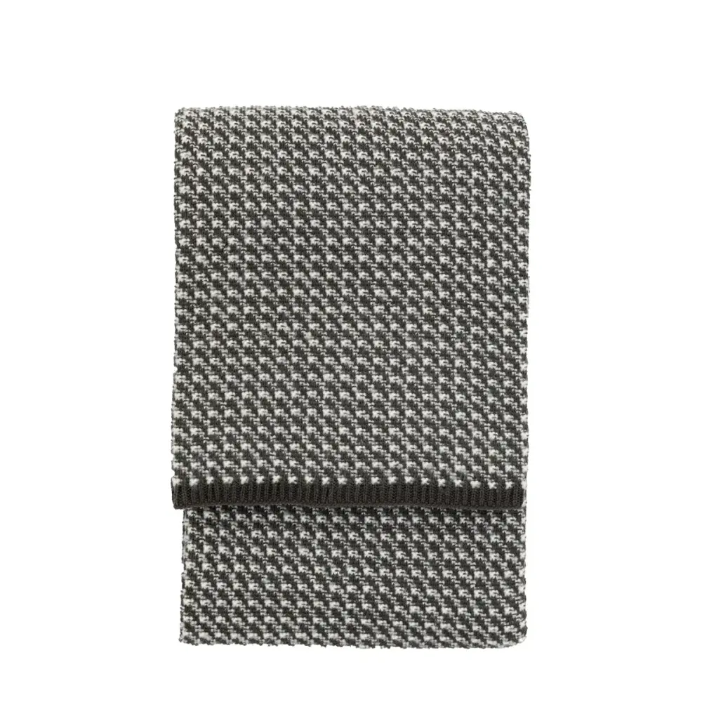 Sherpa Cross Knit Throw - Grey