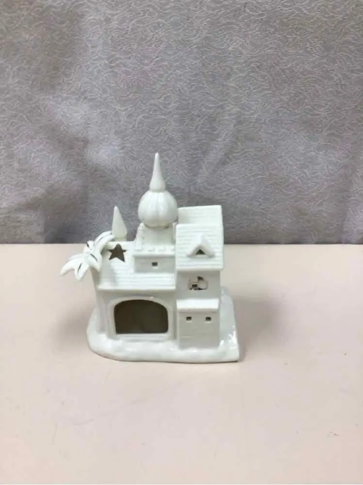 CREAM WINTER HOUSE CNDL HLDR Battery or Plug-