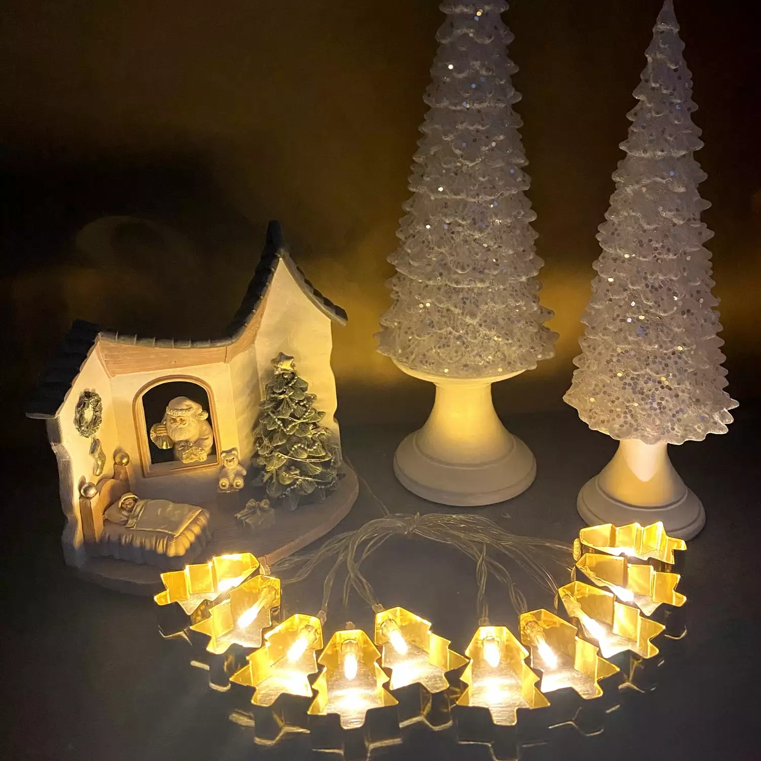 Gold Christmas Tree 10 LED String Lights - 2M Outdoor Garden Xmas Decoration Puya