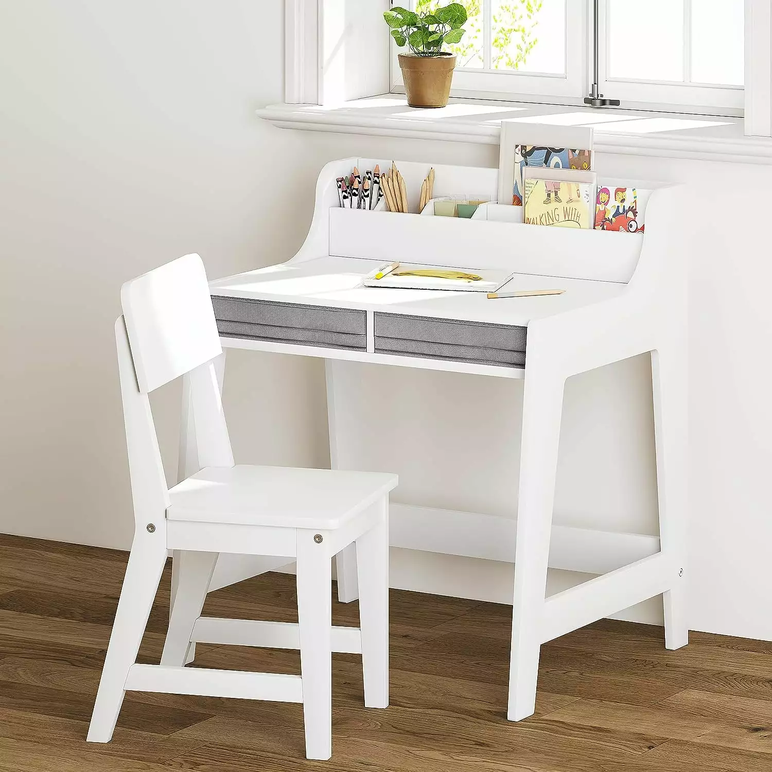 UTEX Kids Desk and Chair Set Storage Bins Wooden Study Table
