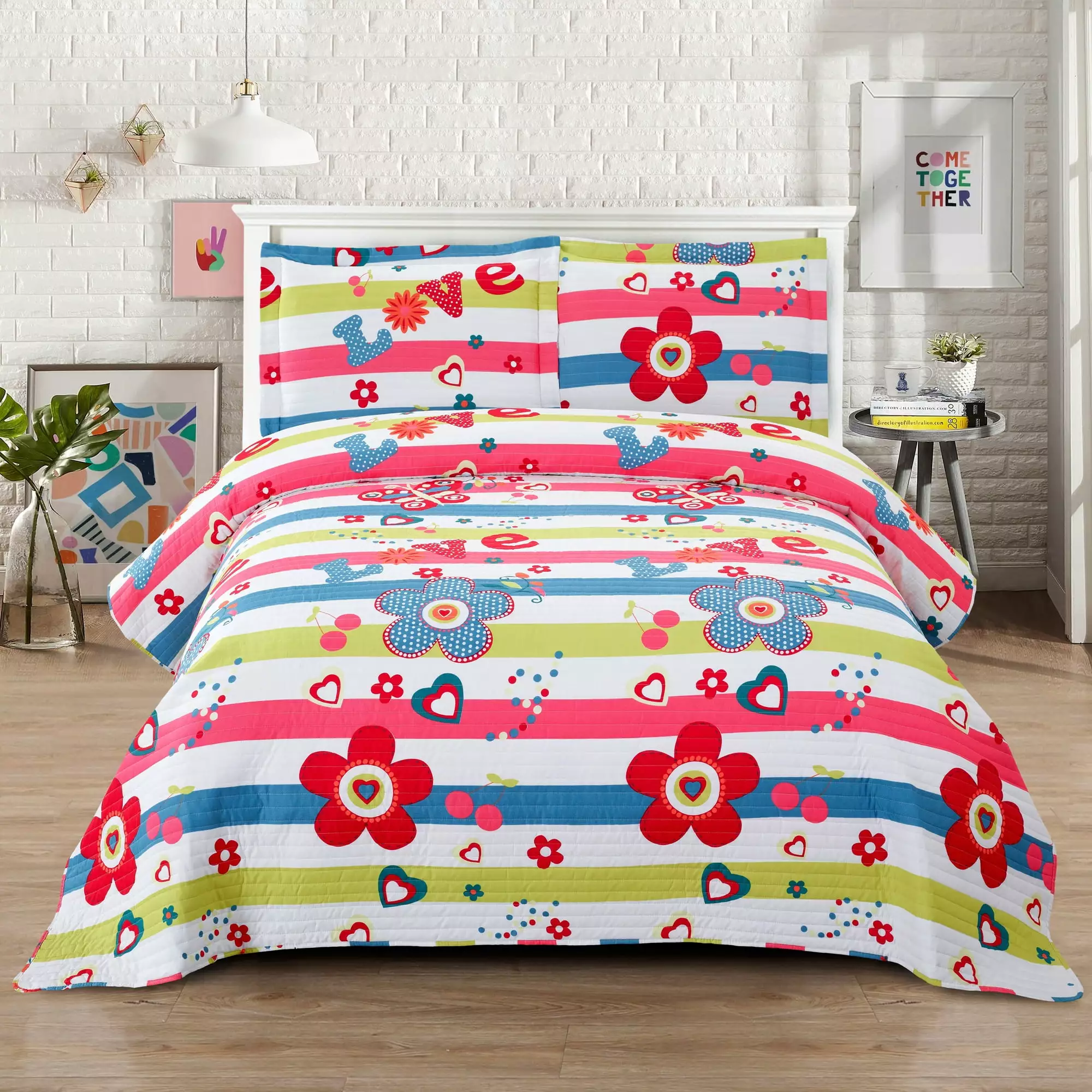 Smuge Floral Quilt Set Queen Size Love Flower Featherweight Microfiber Bedspread