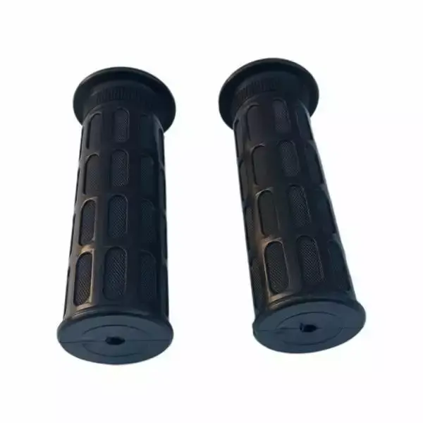 Gazechimp 4x2 Black Rubber Non-Slip Handlebar Grips Wheelbarrow Tractors Mowers 3