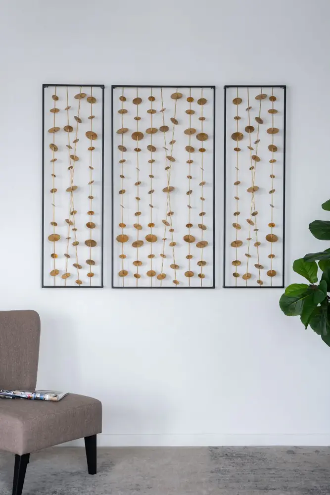 Metal Decorative Wall Art Frame, Wall Decor Living Room place 3) - Gold Movie Nights
